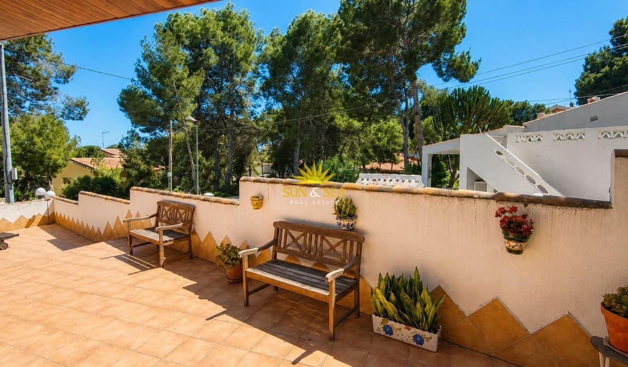 3 soveværelse Villa til salg i Pinar de Campoverde med garage - € 345.000 (Ref: 9866086)