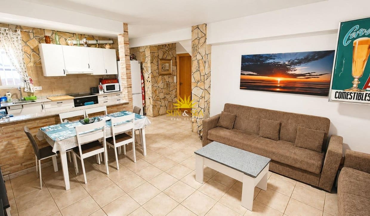 3 soveværelse Villa til salg i Pinar de Campoverde med garage - € 345.000 (Ref: 9866086)