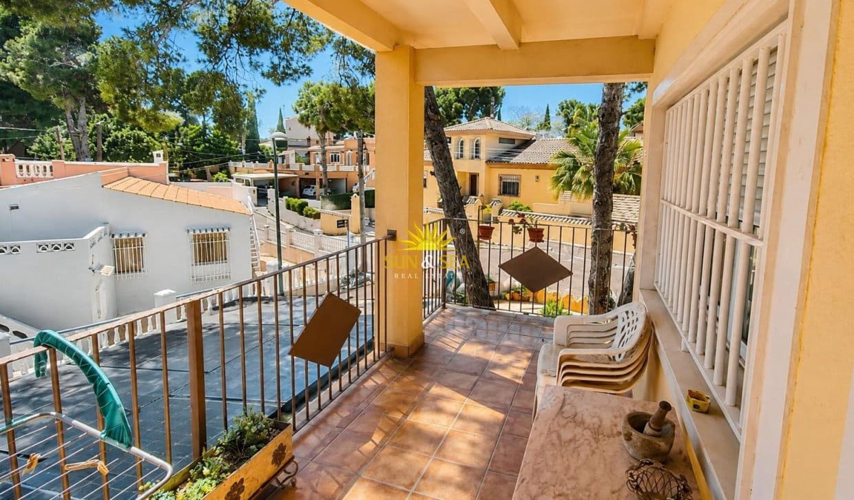 3 soveværelse Villa til salg i Pinar de Campoverde med garage - € 345.000 (Ref: 9866086)