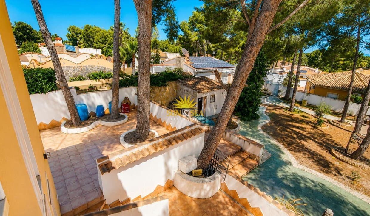 3 soveværelse Villa til salg i Pinar de Campoverde med garage - € 345.000 (Ref: 9866086)