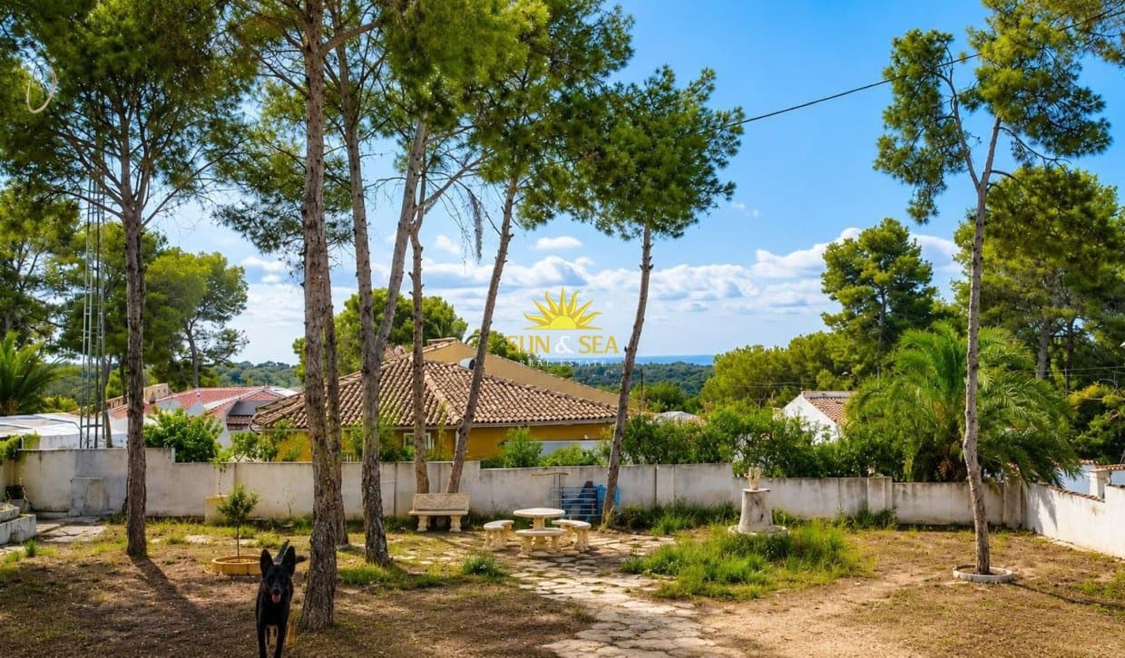 3 soveværelse Villa til salg i Pinar de Campoverde med garage - € 345.000 (Ref: 9866086)