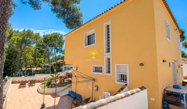 3 soveværelse Villa til salg i Pinar de Campoverde, Pilar de la Horadada med garage - € 345.000 (Ref: 9866086)