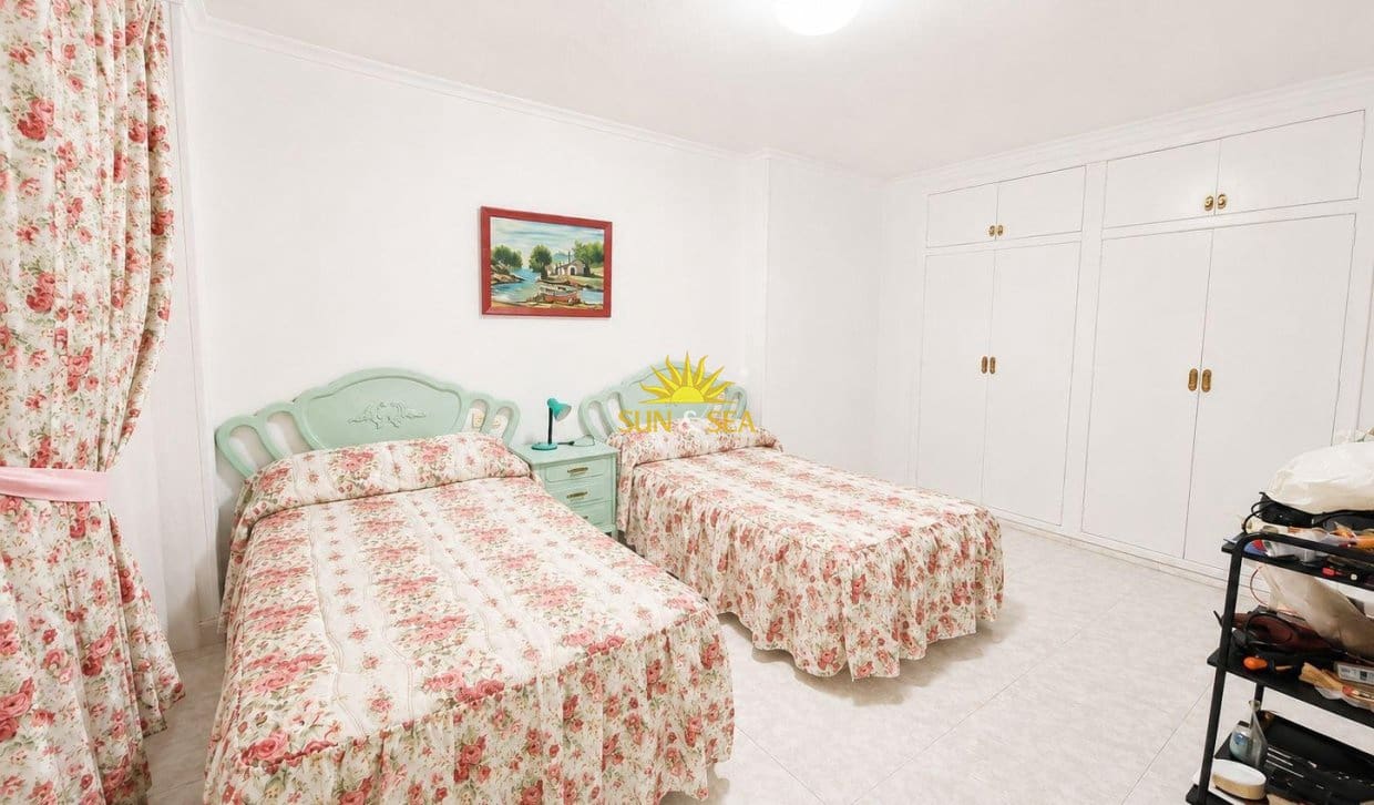 3 soverom Leilighet til salgs i Torrevieja med garasje - € 350 000 (Ref: 9866087)
