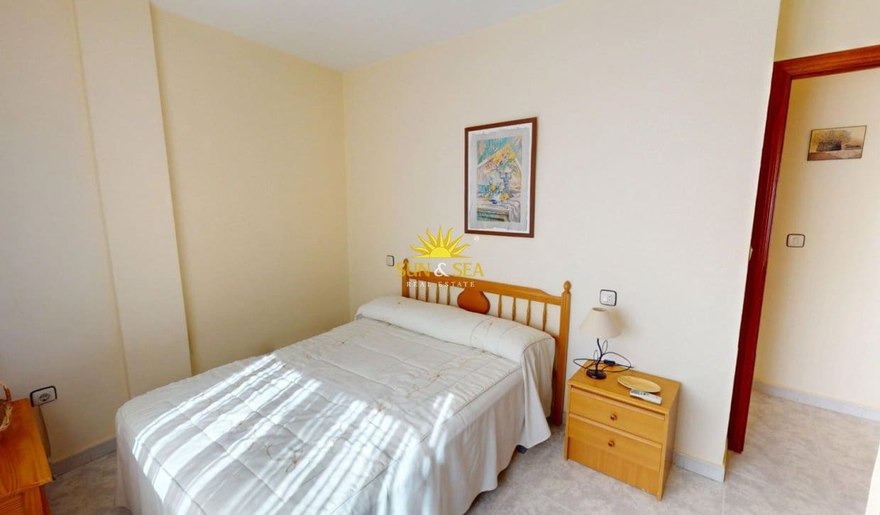 3 soverom Leilighet til leie i Los Narejos - € 900 (Ref: 9866088)