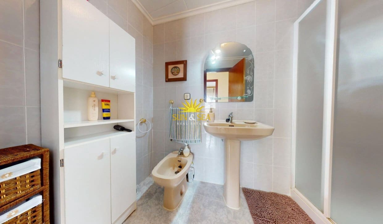 3 soverom Leilighet til leie i Los Narejos - € 900 (Ref: 9866088)