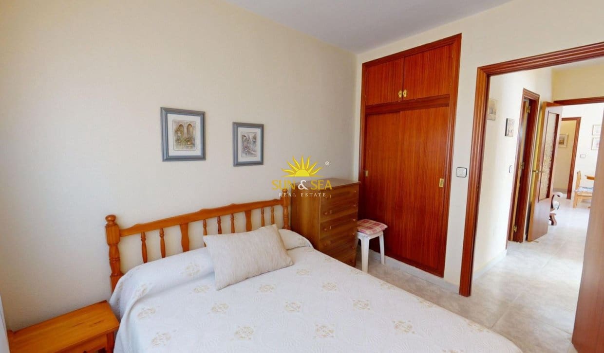3 soverom Leilighet til leie i Los Narejos - € 900 (Ref: 9866088)