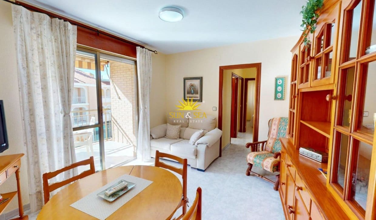 3 soverom Leilighet til leie i Los Narejos - € 900 (Ref: 9866088)