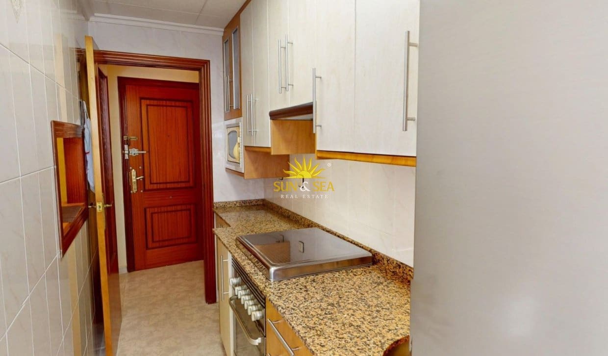 3 soverom Leilighet til leie i Los Narejos - € 900 (Ref: 9866088)