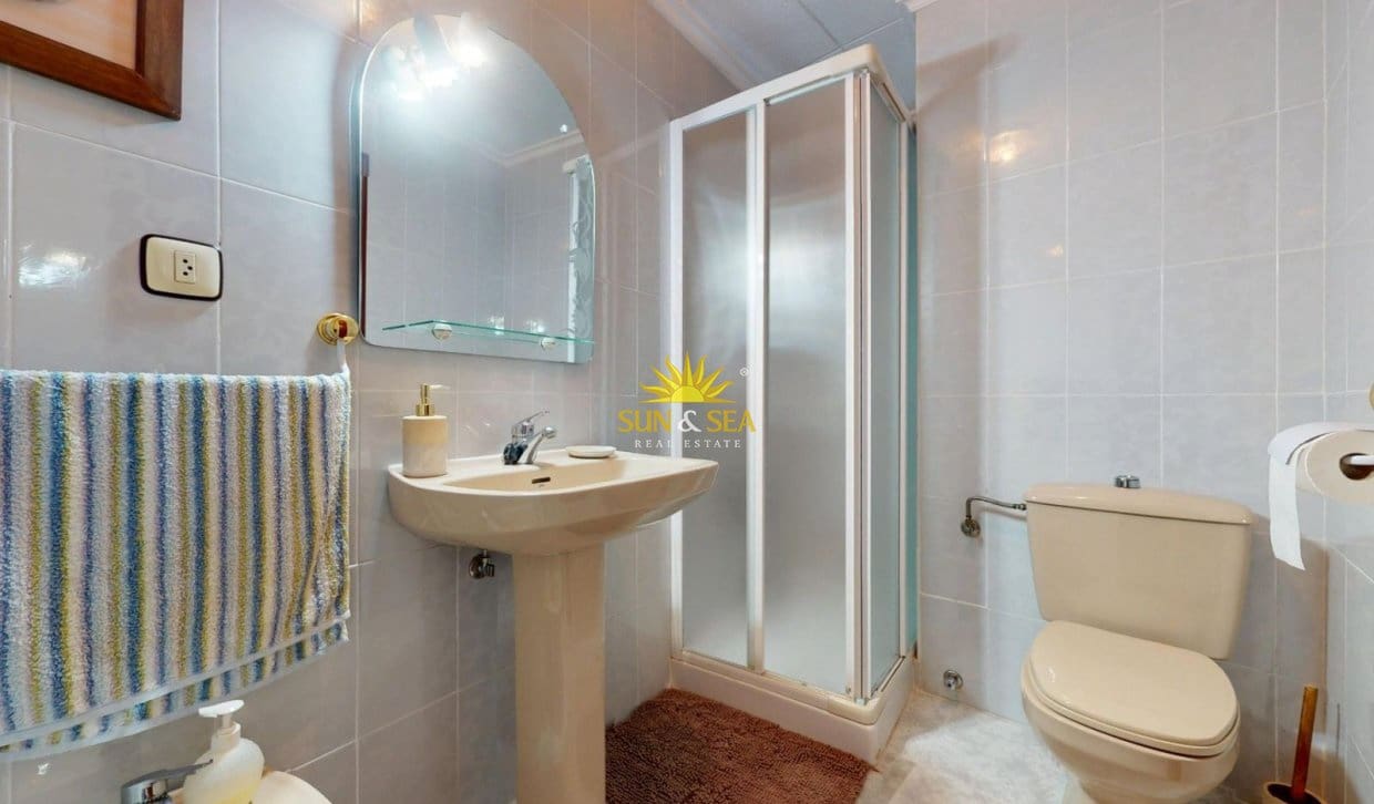 3 soverom Leilighet til leie i Los Narejos - € 900 (Ref: 9866088)