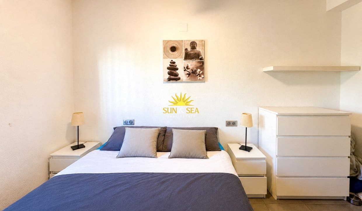 1 sovrum Hus till salu i San Miguel de Salinas med pool - 120 000 € (Ref: 9866157)