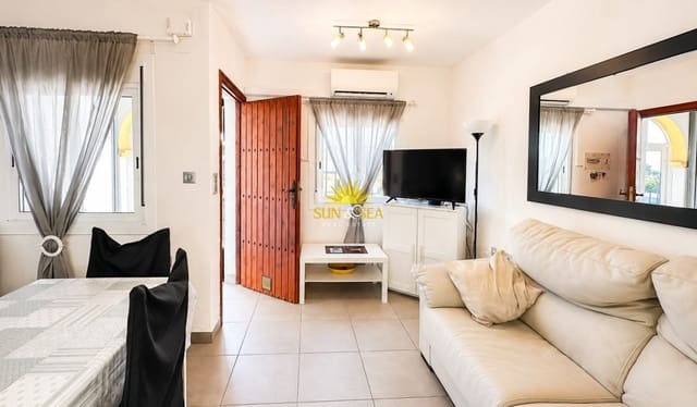 1 sovrum Hus till salu i San Miguel de Salinas med pool - 120 000 € (Ref: 9866157)