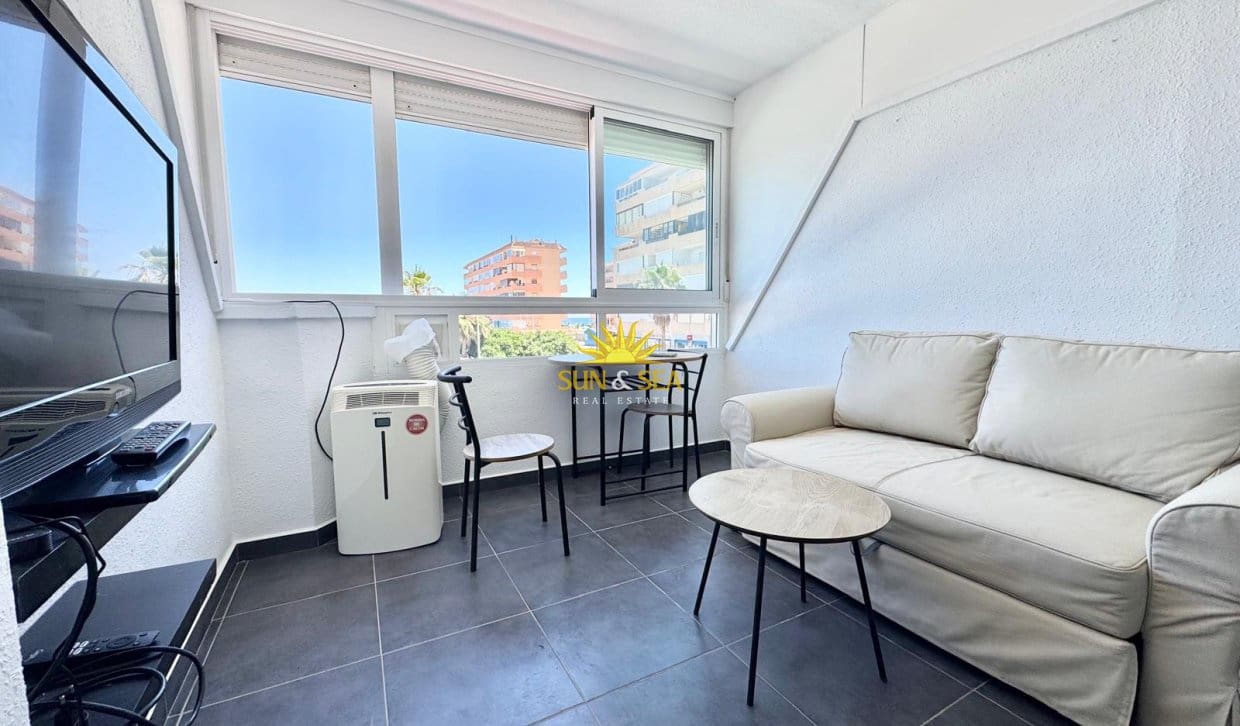1 bedroom Studio for rent in Cabo Cervera with garage - € 900 (Ref: 9866299)