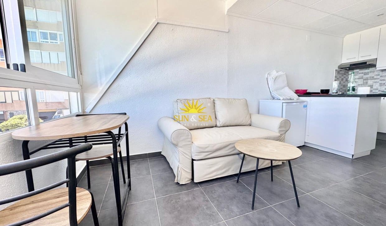1 bedroom Studio for rent in Cabo Cervera with garage - € 900 (Ref: 9866299)