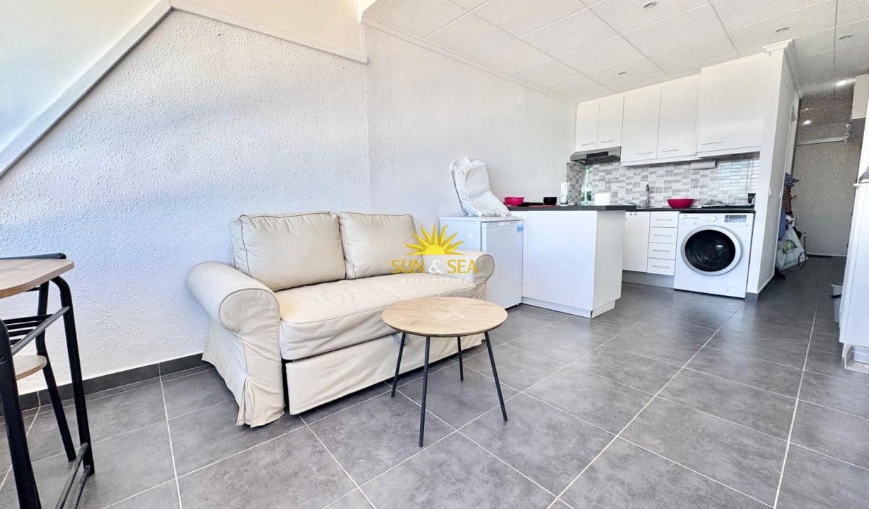 1 bedroom Studio for rent in Cabo Cervera with garage - € 900 (Ref: 9866299)