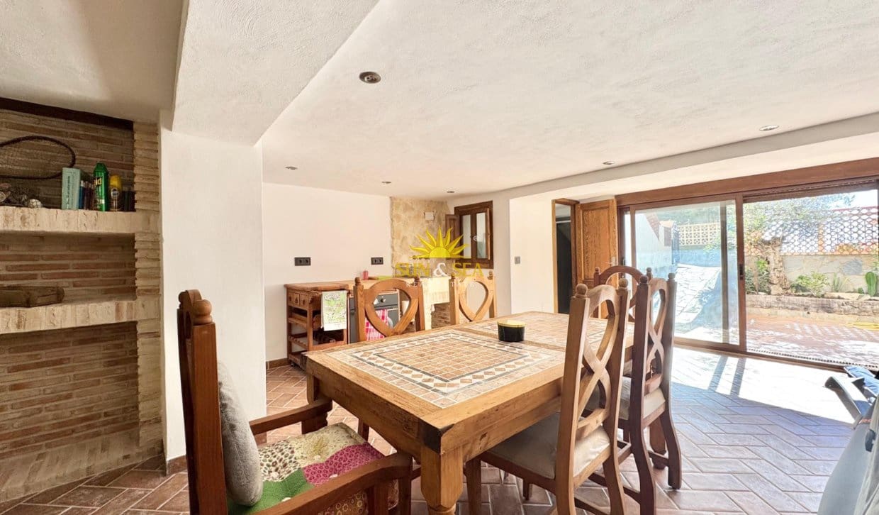3 bedroom Apartment for rent in Guardamar del Segura - € 1,600 (Ref: 9866300)