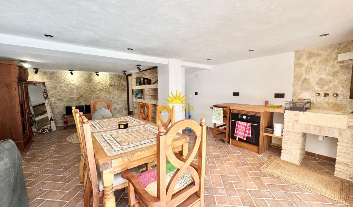 3 bedroom Apartment for rent in Guardamar del Segura - € 1,600 (Ref: 9866300)
