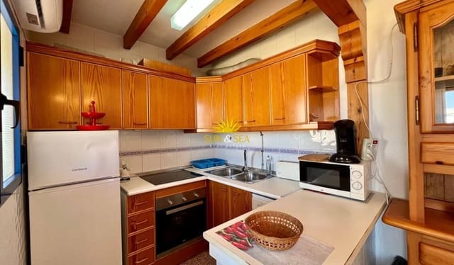 2 soverom Leilighet til salgs i Guardamar Playa, Guardamar del Segura med garasje - € 170 000 (Ref: 9867320)