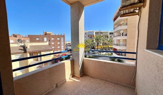 2 soverom Leilighet til salgs i Guardamar Playa, Guardamar del Segura med garasje - € 170 000 (Ref: 9867320)