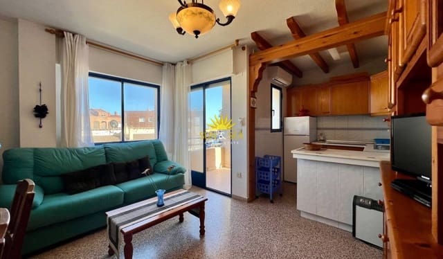 2 soverom Leilighet til salgs i Guardamar Playa, Guardamar del Segura med garasje - € 170 000 (Ref: 9867320)