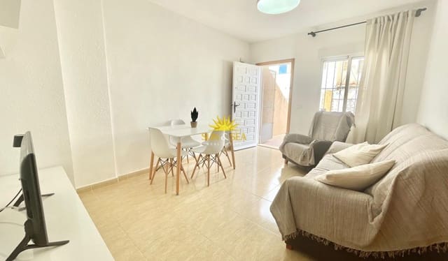 2 slaapkamer Villa voor vakantieverhuur in Santiago de la Ribera, San Javier - € 800 (Ref: 9867470)