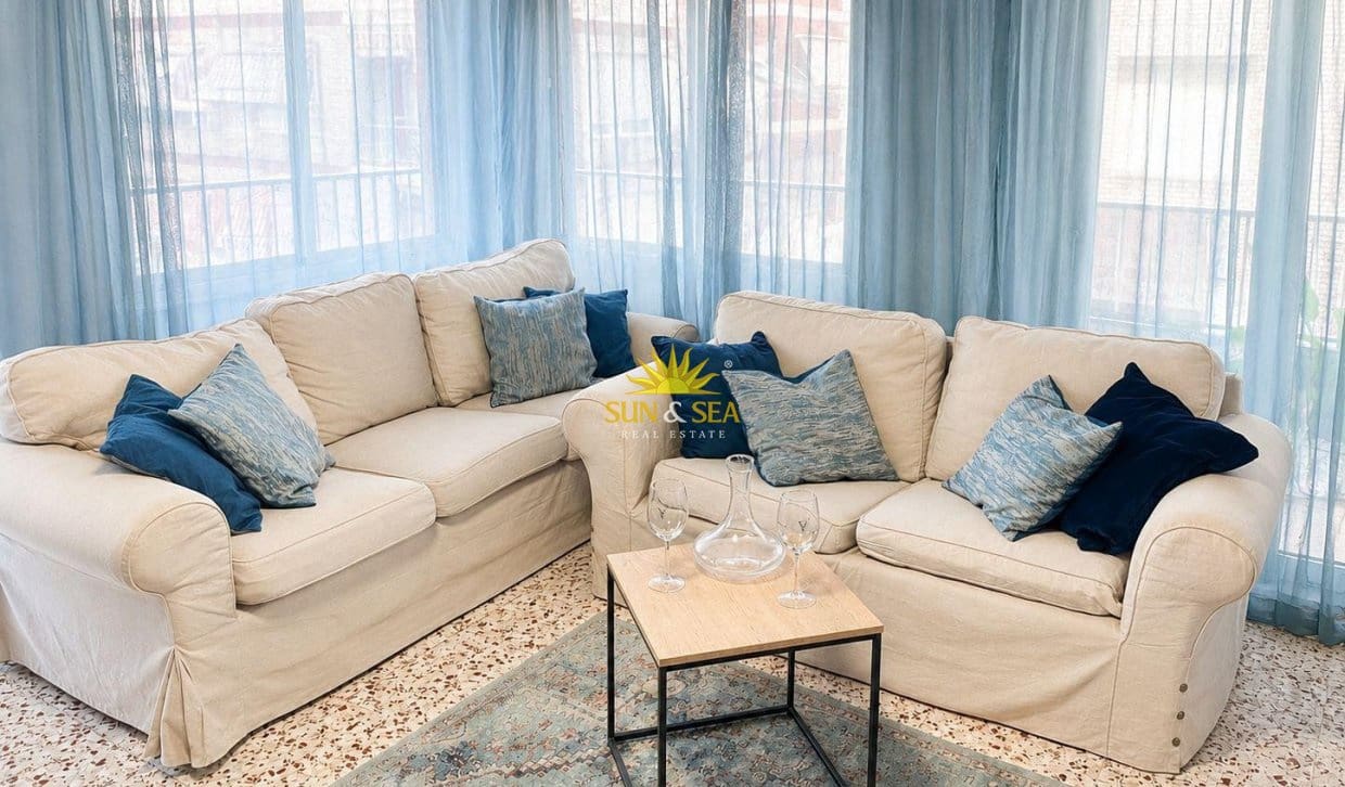 3 camera da letto Appartamento in vendita in Torrevieja - 225.000 € (Rif: 9867689)
