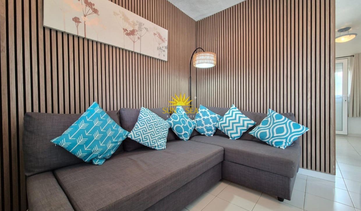 Casa de 1 habitación en San Miguel de Salinas en venta con piscina - 157.000 € (Ref: 9867690)