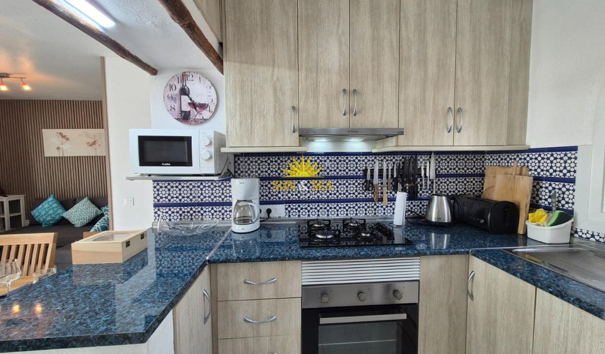 Casa de 1 habitación en San Miguel de Salinas en venta con piscina - 157.000 € (Ref: 9867690)