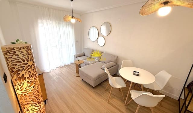 2 slaapkamer Appartement te koop in Puerto Deportivo, Torrevieja - € 169.000 (Ref: 9867691)