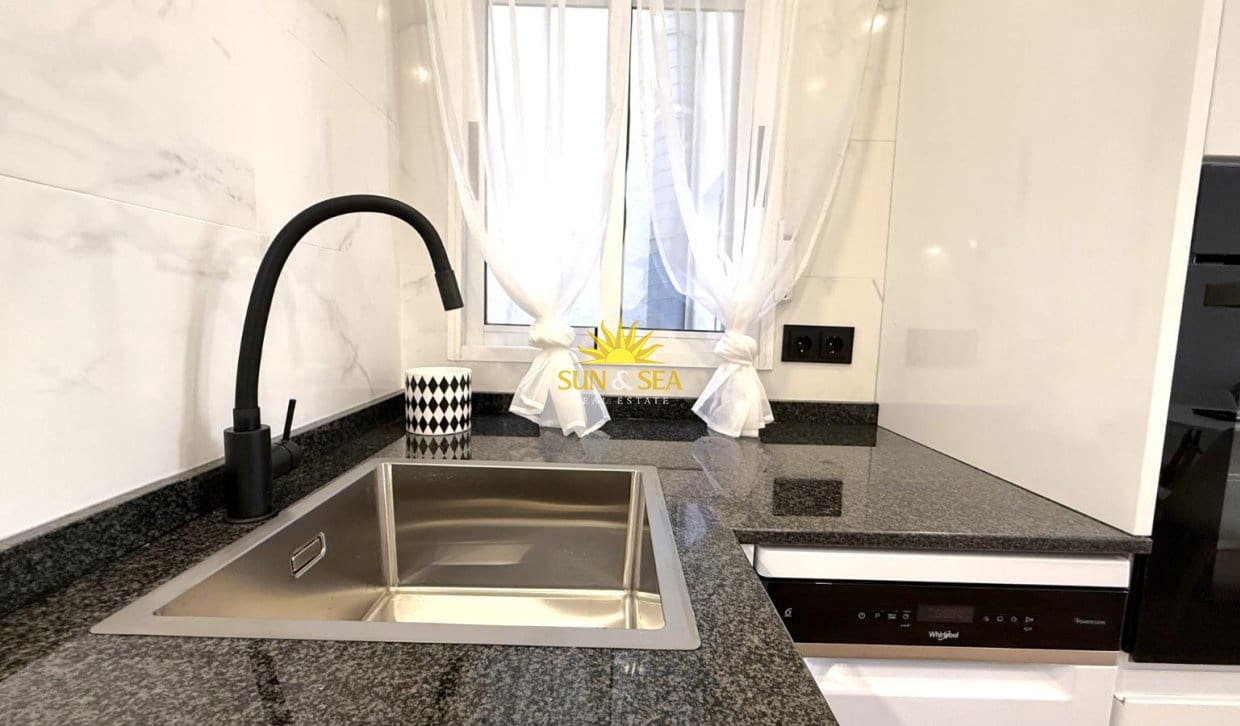 2 slaapkamer Appartement te koop in Torrevieja - € 169.000 (Ref: 9867691)