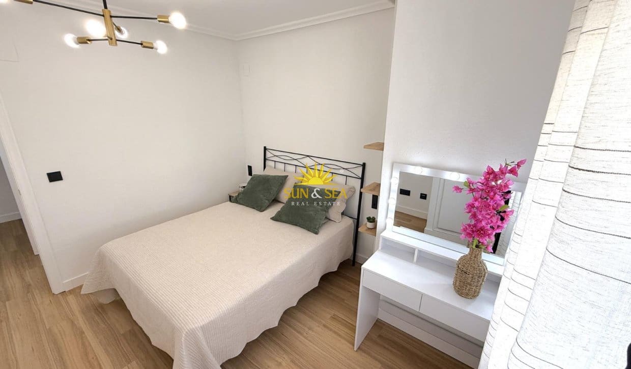 2 slaapkamer Appartement te koop in Torrevieja - € 169.000 (Ref: 9867691)