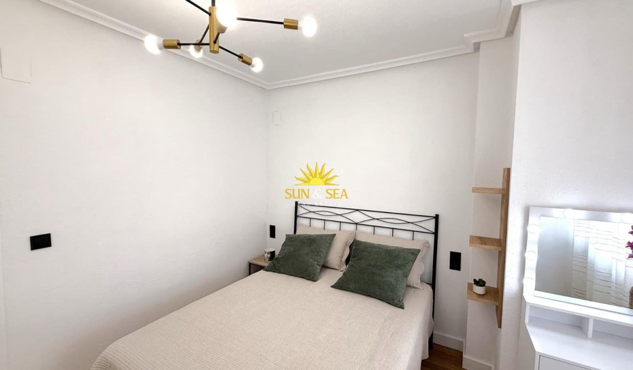 2 slaapkamer Appartement te koop in Torrevieja - € 169.000 (Ref: 9867691)