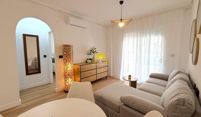 2 slaapkamer Appartement te koop in Puerto Deportivo, Torrevieja - € 169.000 (Ref: 9867691)