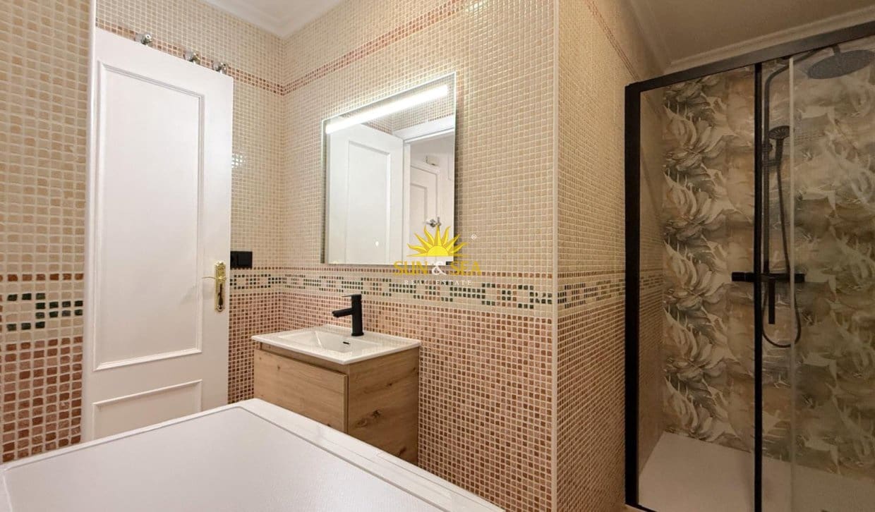 2 slaapkamer Appartement te koop in Torrevieja - € 169.000 (Ref: 9867691)