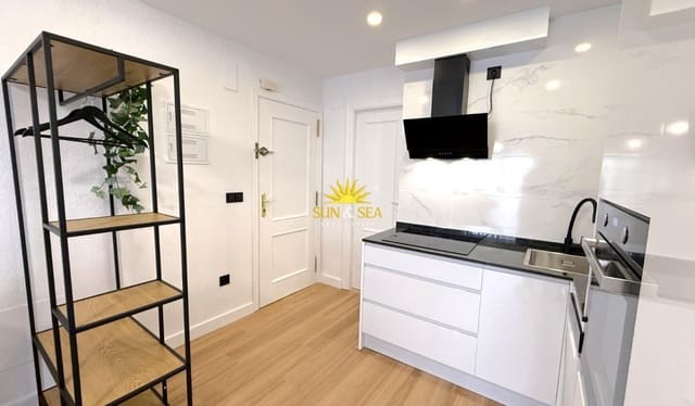 2 slaapkamer Appartement te koop in Puerto Deportivo, Torrevieja - € 169.000 (Ref: 9867691)