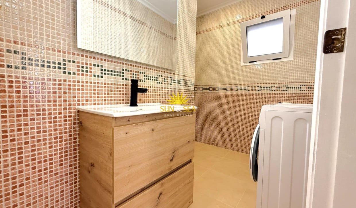 2 slaapkamer Appartement te koop in Torrevieja - € 169.000 (Ref: 9867691)