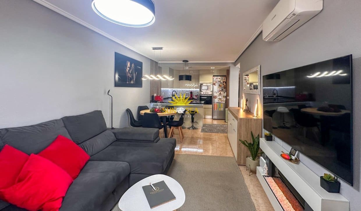 3 soverom Leilighet til salgs i Torrevieja med svømmebasseng - € 199 900 (Ref: 9867692)
