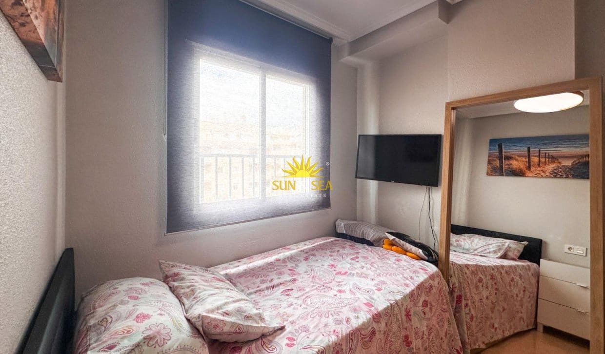 3 soverom Leilighet til salgs i Torrevieja med svømmebasseng - € 199 900 (Ref: 9867692)