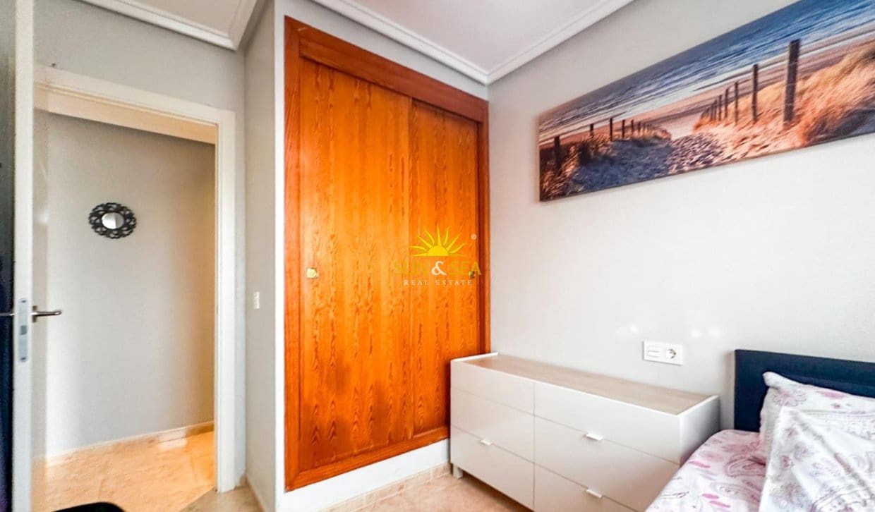 3 soverom Leilighet til salgs i Torrevieja med svømmebasseng - € 199 900 (Ref: 9867692)
