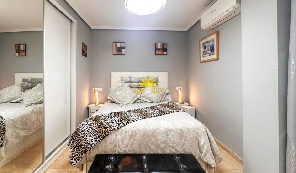 3 soverom Leilighet til salgs i Torrevieja med svømmebasseng - € 199 900 (Ref: 9867692)