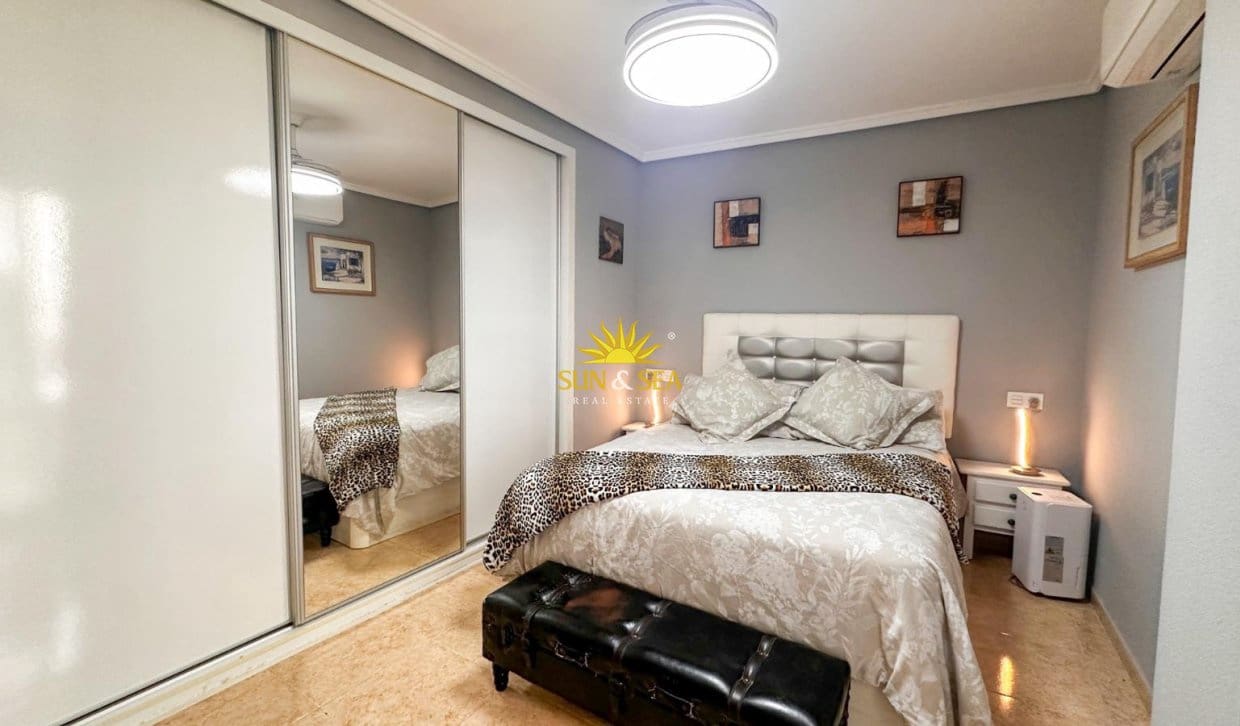 3 soverom Leilighet til salgs i Torrevieja med svømmebasseng - € 199 900 (Ref: 9867692)
