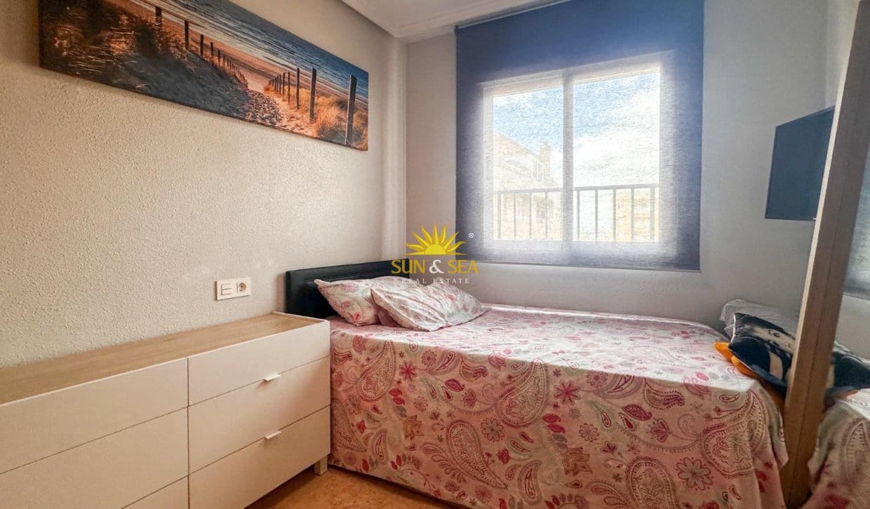 3 soverom Leilighet til salgs i Torrevieja med svømmebasseng - € 199 900 (Ref: 9867692)