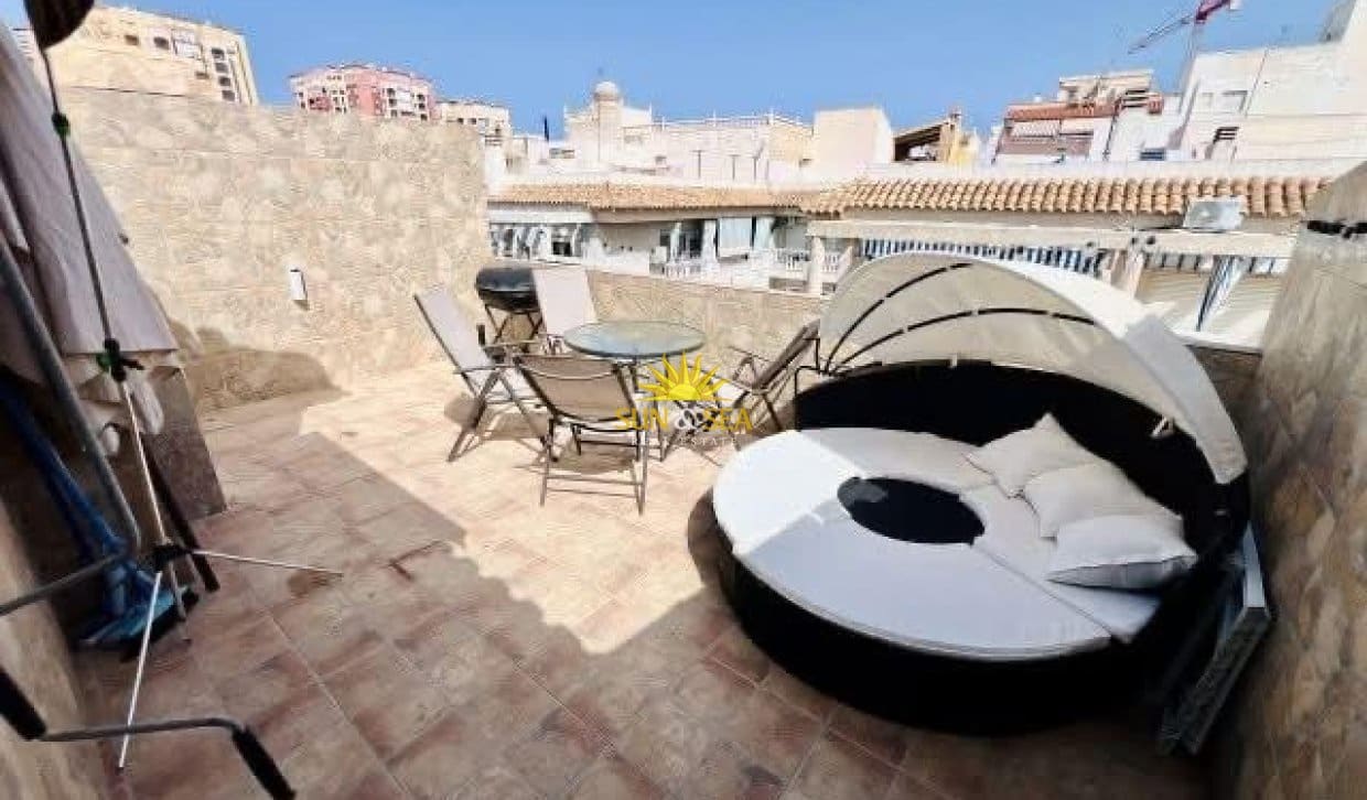 4 chambre Appartement à vendre à Torrevieja - 185 000 € (Ref: 9867810)