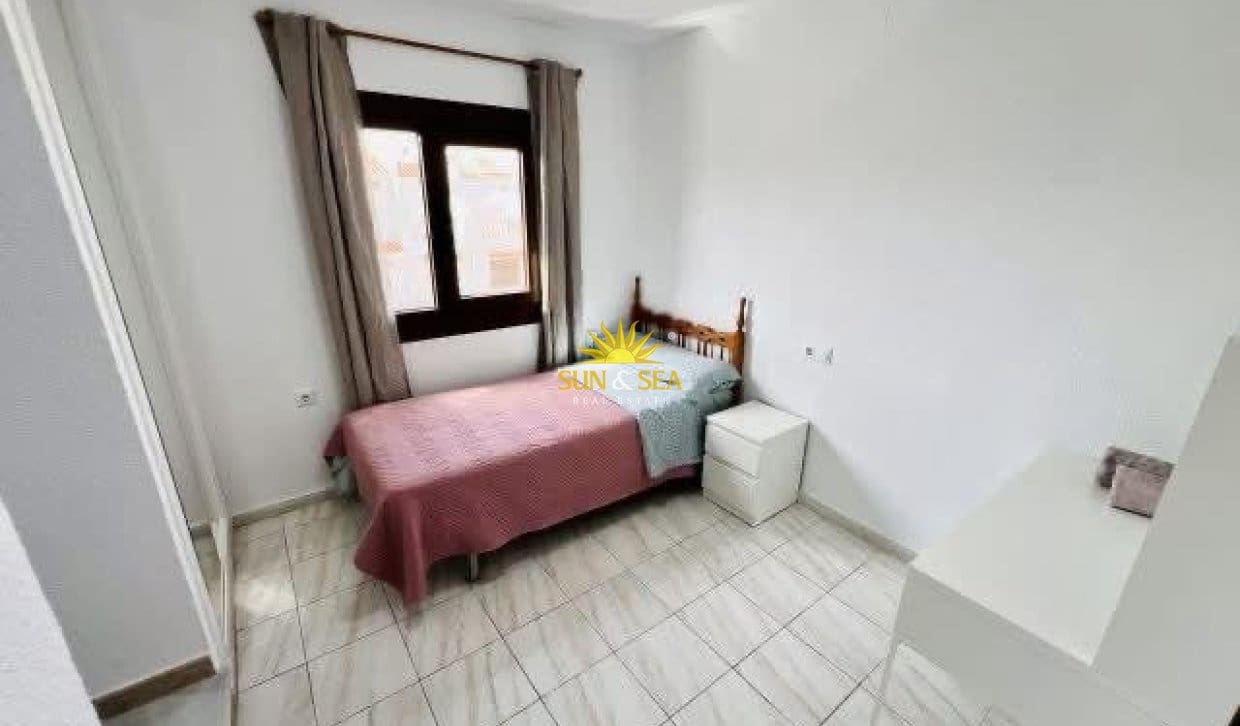 4 chambre Appartement à vendre à Torrevieja - 185 000 € (Ref: 9867810)