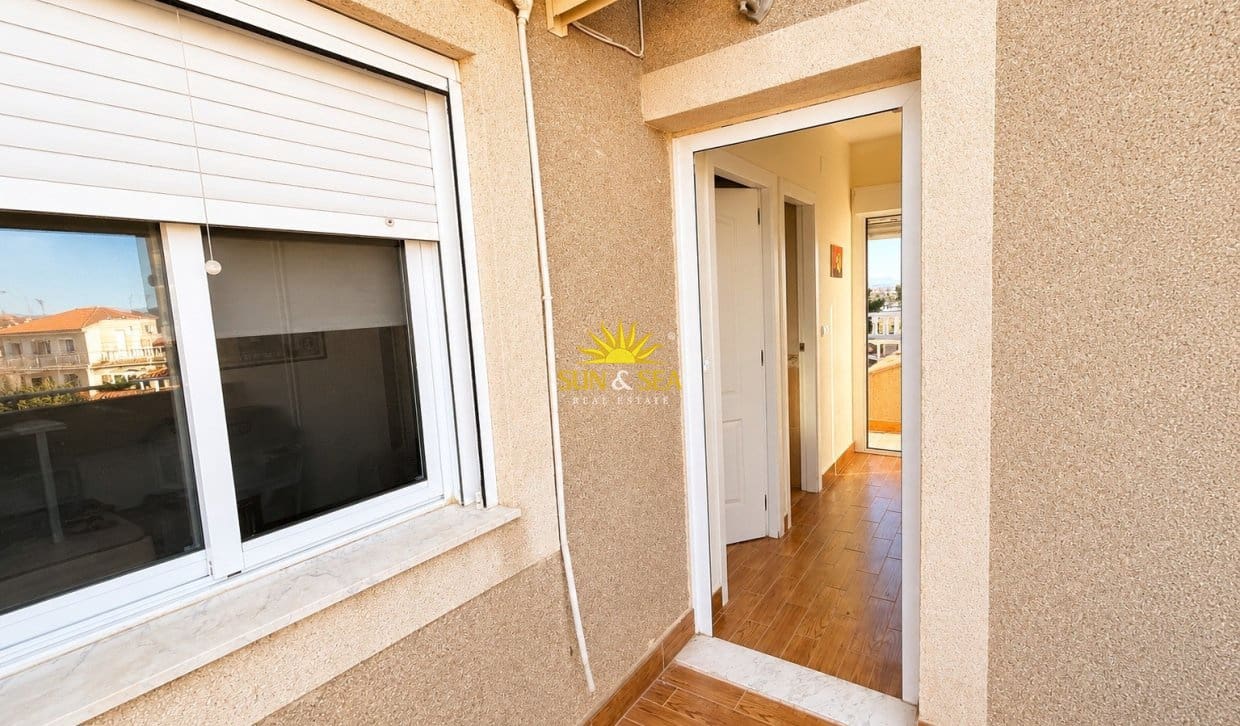 5 bedroom Villa for sale in Torrevieja with pool garage - € 365,000 (Ref: 9867934)