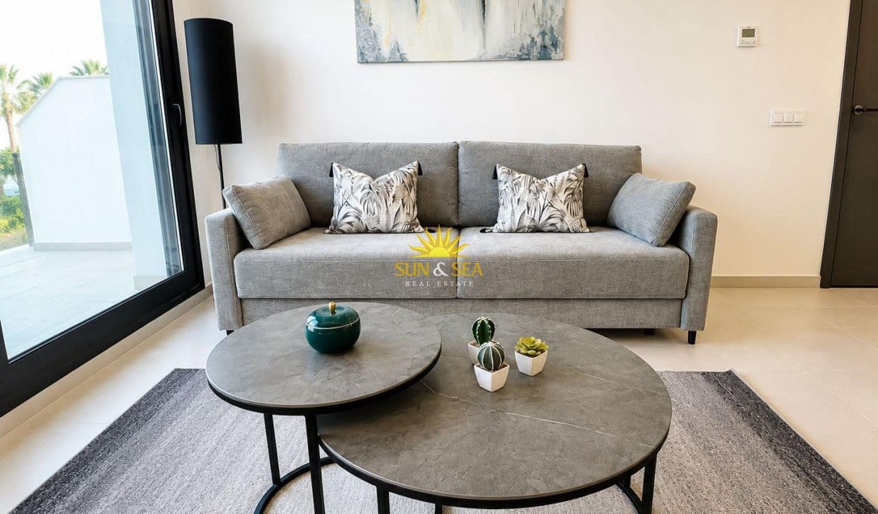 2 makuuhuone Huoneisto myytävänä paikassa Torre de la Horadada mukana uima-altaan - 429 000 € (Ref: 9868024)