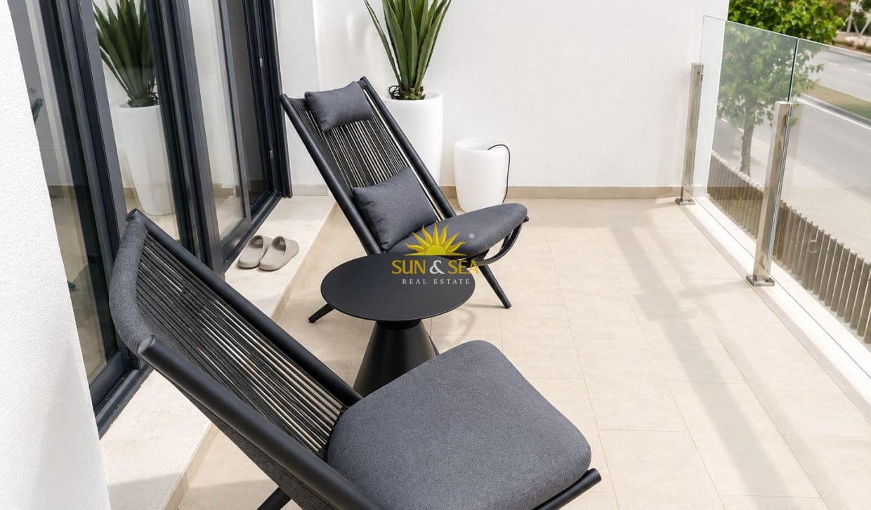 2 makuuhuone Huoneisto myytävänä paikassa Torre de la Horadada mukana uima-altaan - 429 000 € (Ref: 9868024)