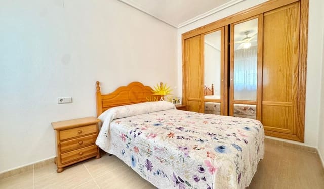 2 quarto Apartamento para arrendamento para férias em Las Viñas, Guardamar del Segura com Garagem - 800 € (Ref: 9872539)