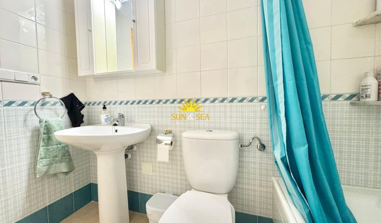 2 quarto Apartamento para arrendamento para férias em Guardamar del Segura com Garagem - 800 € (Ref: 9872539)
