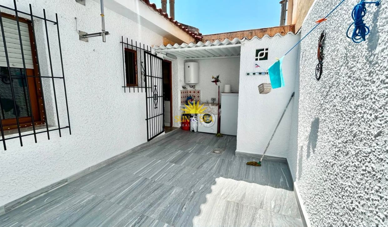 2 soveværelse Lejlighed til leje i Santiago de la Ribera - € 900 (Ref: 9874009)