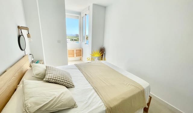 3 soverom Leilighet til salgs i La Manga del Mar Menor med garasje - € 900 (Ref: 9874224)